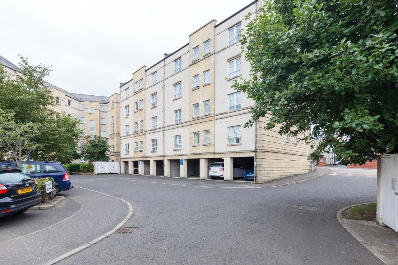 Annandale Street Quiet Central Family Apartment With Parking Edinburgh Eksteriør bilde